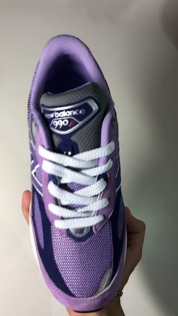 New Balance 990v6