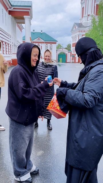 В мае мы встречали ресторанных критиков из Москвы.