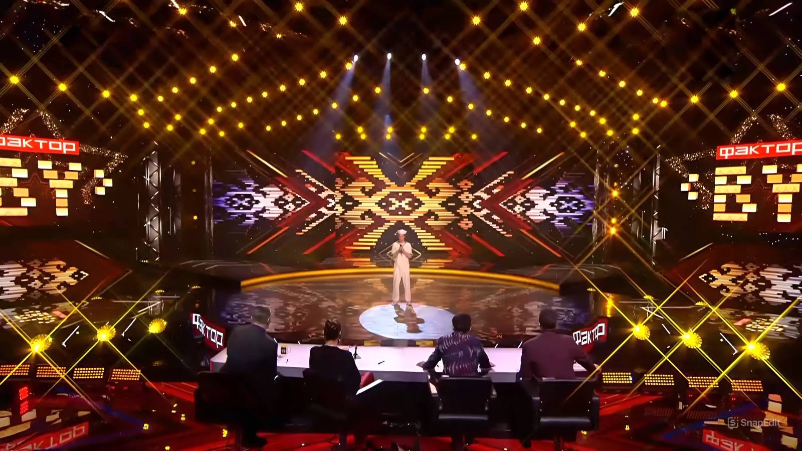 Более 500 приборов Dialighting и Diapro для Factor.By