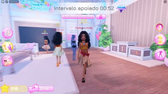 VIRAMOS PRINCESAS DA DISNEY no VISTA-SE PARA IMPRESSIONAR! #2 - ROBLOX