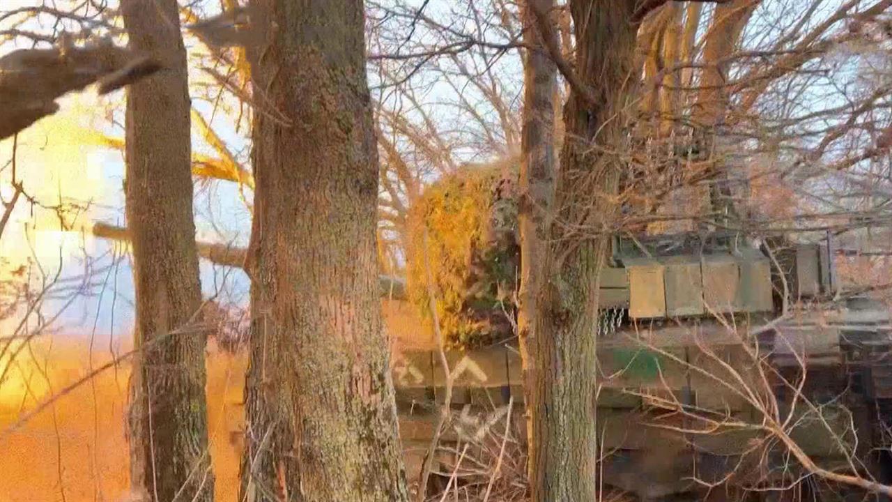 На Краснолиманском направлении наступление российской пехоты поддерживают танкисты