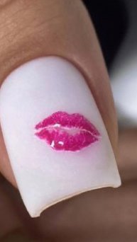 Купидон на ногтях.