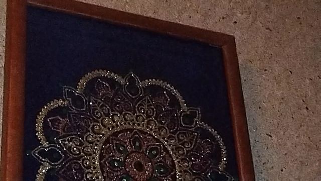 Интерьерная картина круговой орнамент на стекле.
