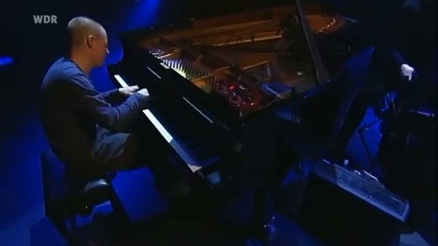 Esbjörn Svensson Trio - Leverkusener Jazztage (2002, 2005) (360p)