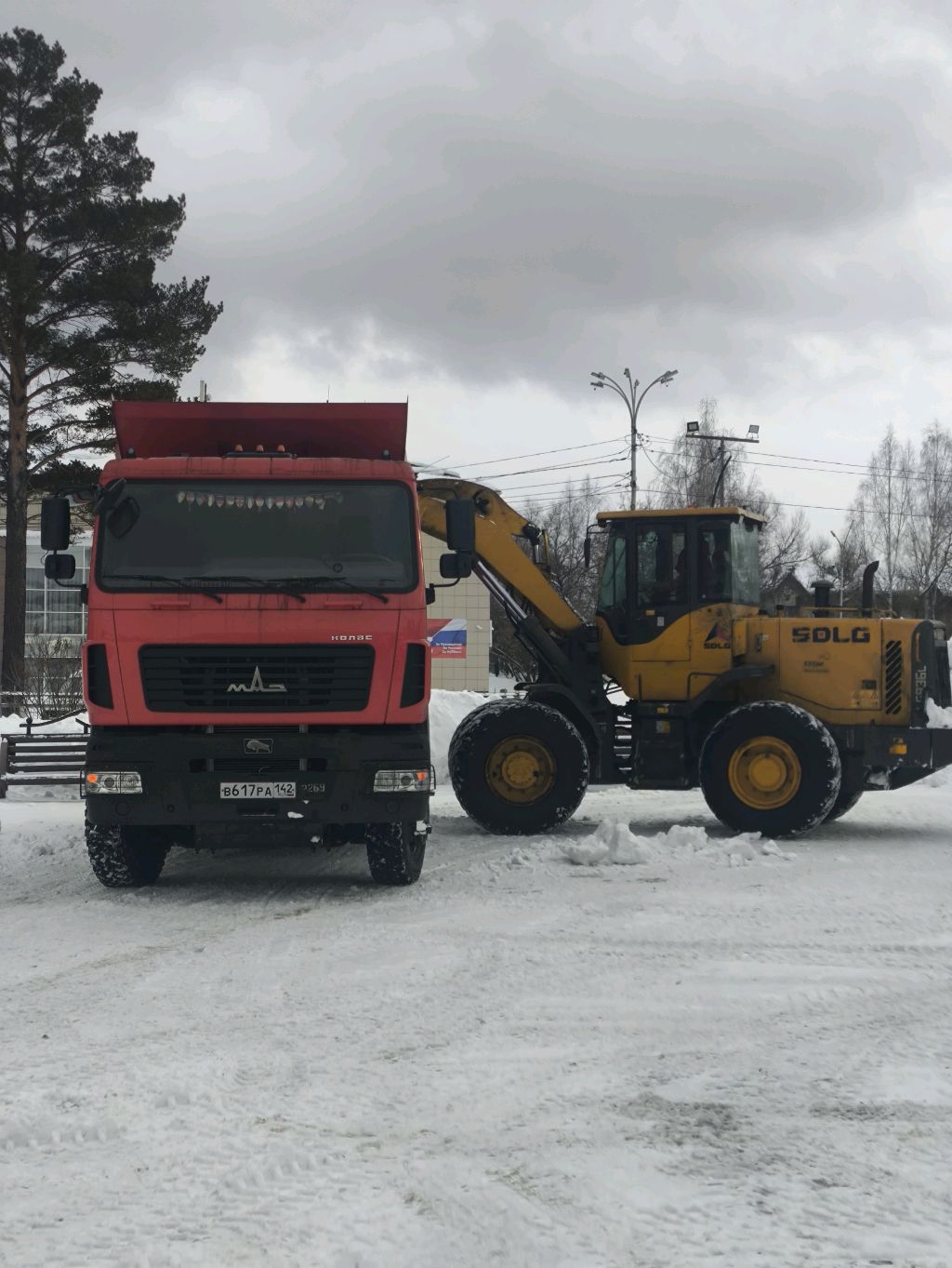 🚛РАБОТАЕМ НА МАЗЕ В ПРЯМОМ ЭФИРЕ! 🚛