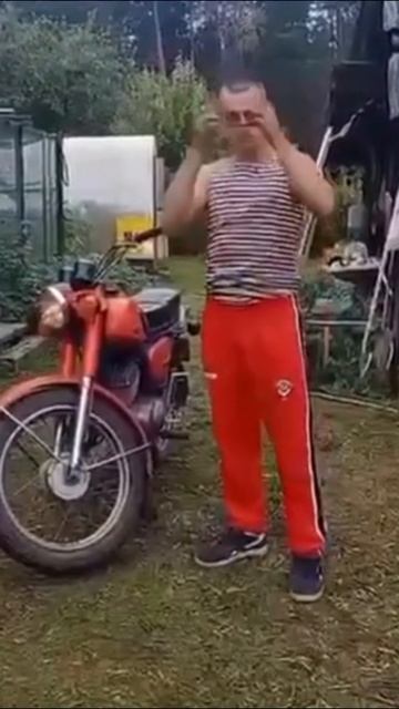 Акробатический запуск мотоцикла😊