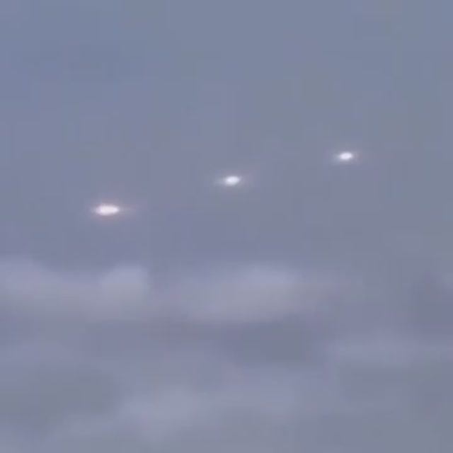 Три НЛО Заснятые С Борта Самолёта