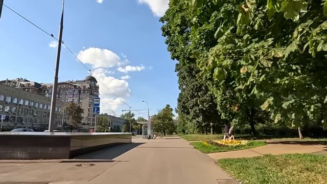 Заподозрив мужа в неверности, спряталась в его авто для слежки… А узнав секрет любовницы…