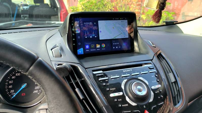 Ford Kuga 2. Установка магнитолы Android