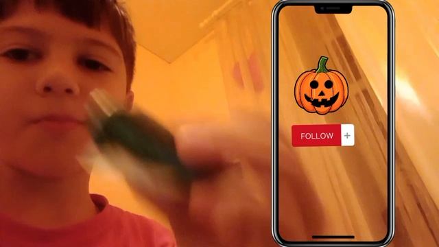 Родион_р4 пробует дрожжи а4