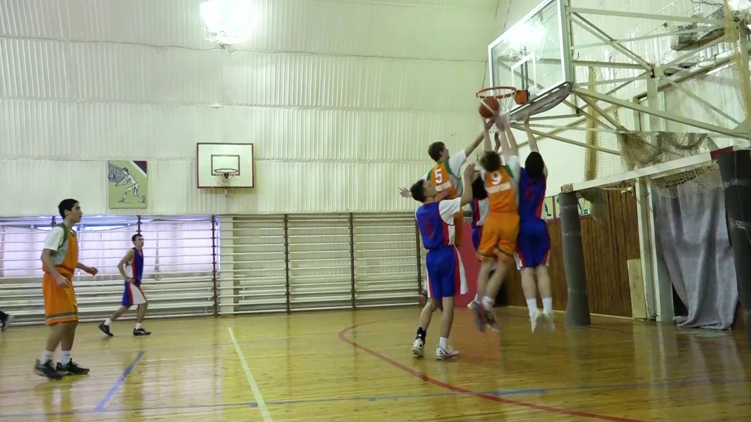 В Белоярском прошёл турнир по баскетболу в зачёт «Президентских состязаний»