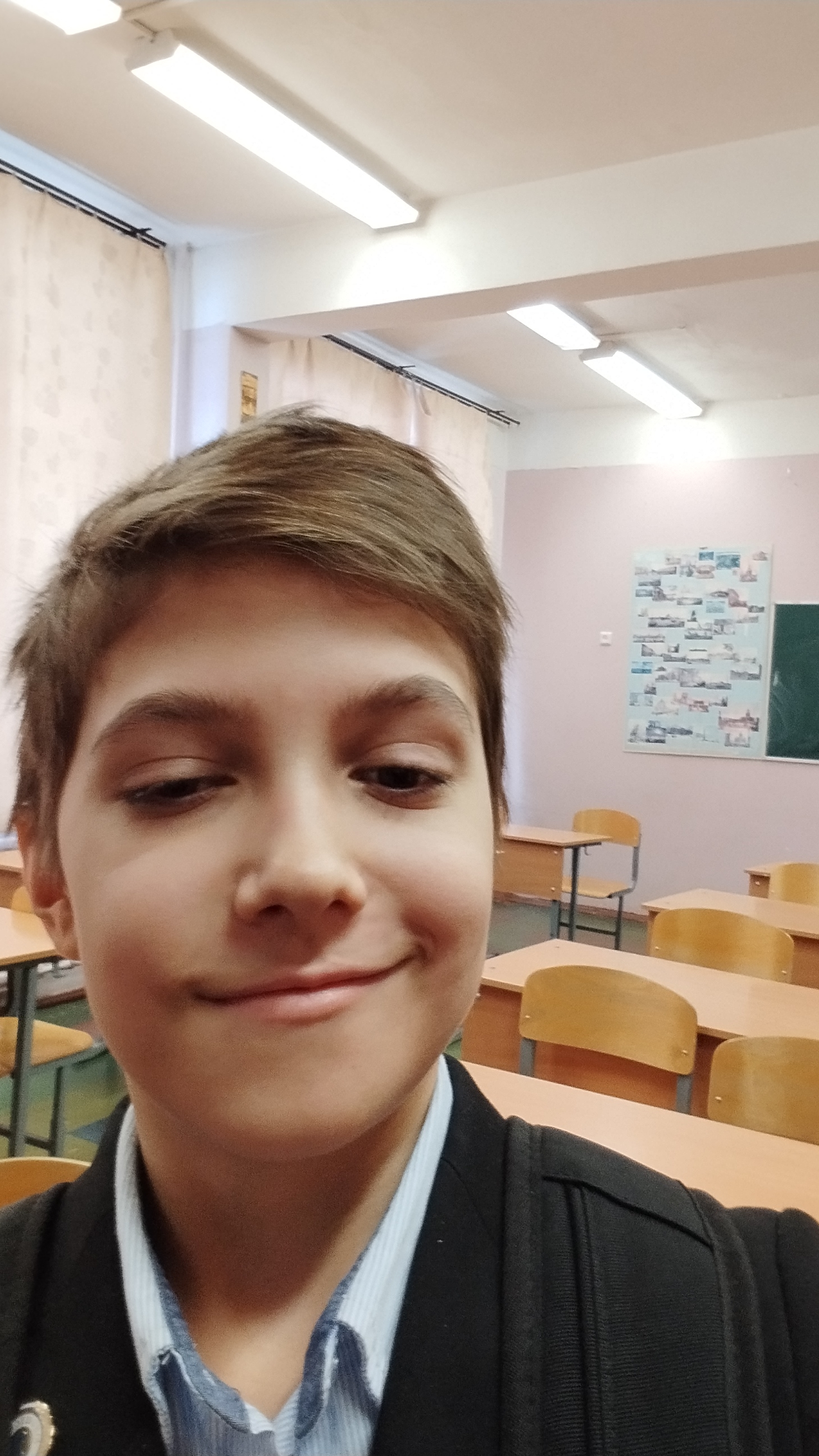 Я остался один в классе истории!
