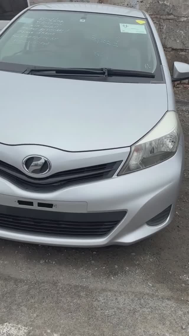 toyota vitz авто из японии