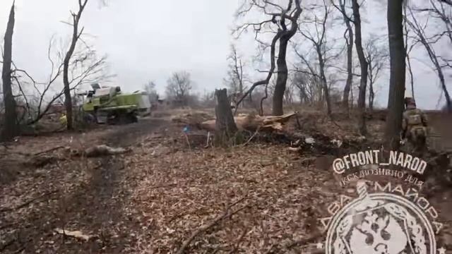 Кадры реального боя в районе Кременной (где двое солдат ВСУ потянулись за автоматами)  01.2023