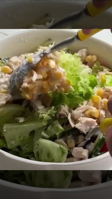 🥙 Салат с курицей