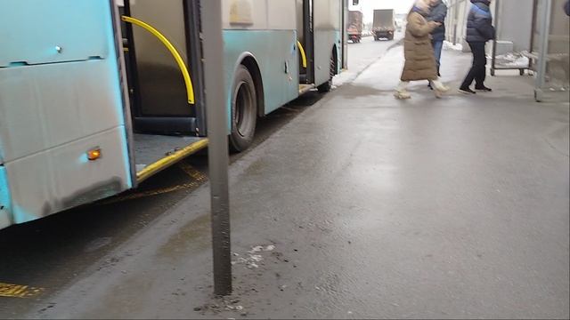 11 февраля 2025 г. Автобус 241 маршрут Волгабас 5270.G4 7107 Предпортовая Улица