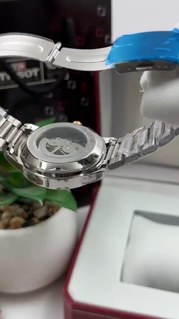 Часы Tissot механические с автоподзаводом с календарем