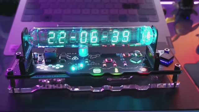 💥 Настольные часы Arvin IV-18 Cyberpunk
