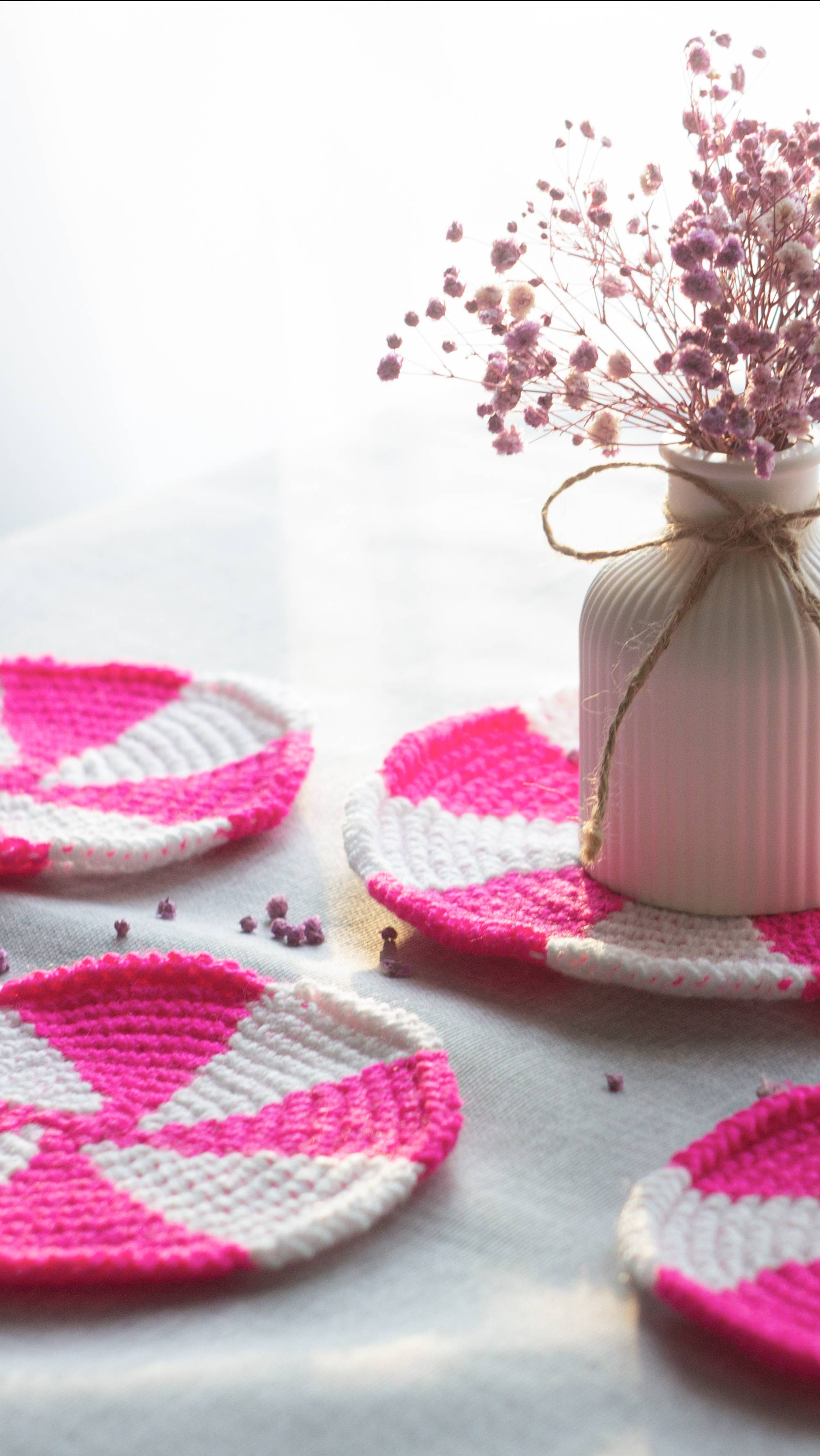 Набор вязаных салфеток (5 штук)