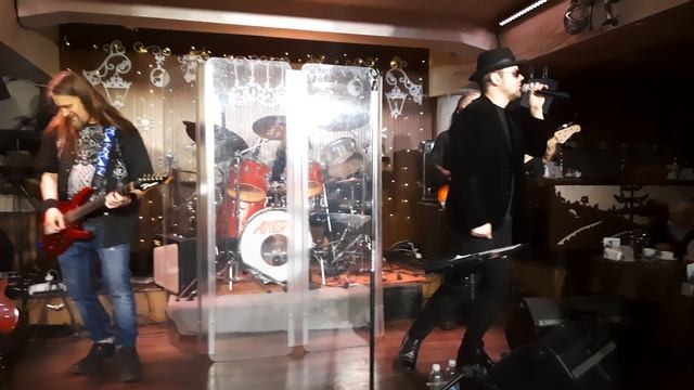 "КРУТИТСЯ ВОЛЧОК" ХИТЫ 80 -ых💥🎸
МУЗЫКА НАШЕЙ ЮНОСТИ✨️ СЛУШАЕМ И ВСПОМИНАЕМ💖
