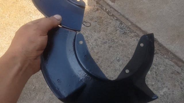 Грязевые щитки тормозного диска -- отчистка и окрас .