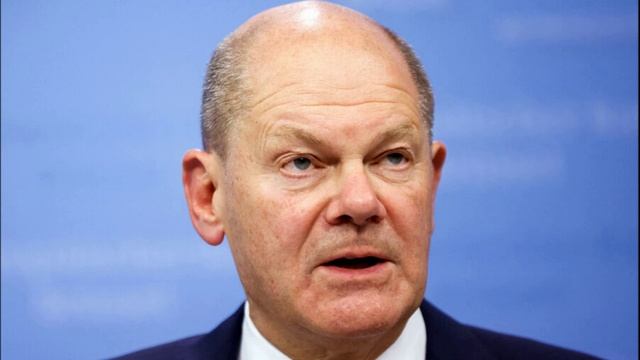 Шольц призвал ввести чрезвычайное положение в Германии