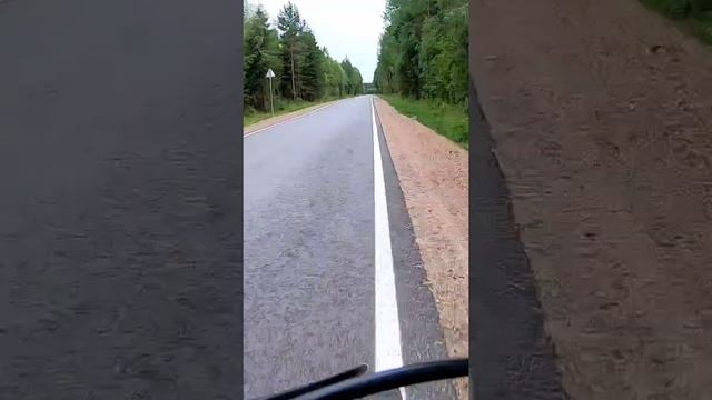Из одной деревни в другую за одну минуту на велосипеде.