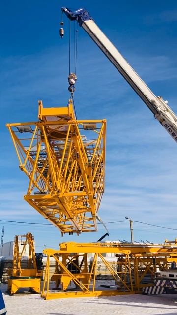 Компания "СпецтехМагистр" осуществила отгрузку башенного крана QTZ160 в город Ижевск