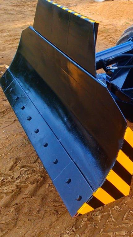 Обзор Бульдозерный отвал МТЗ 82.1