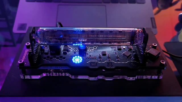 💥 Настольные часы Arvin IV-18 Cyberpunk
