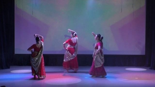 ЧАКАЧАК ХУ МАИ | Стиль Ретро Болливуд | Театр ТАРАНГ | Проект «Московское долголетие»