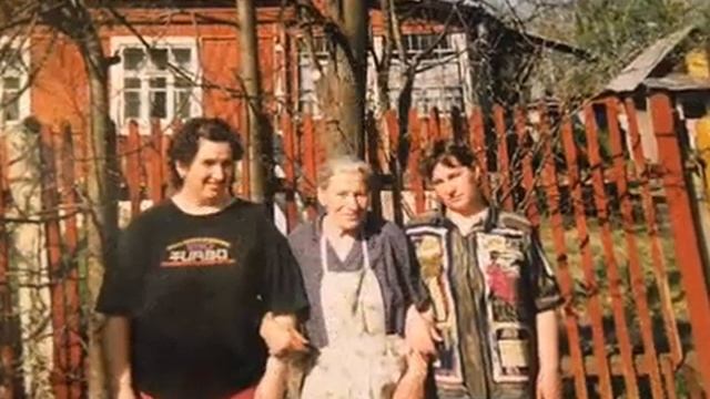 Коралловая свадьба Сашкиным родителям (360p)