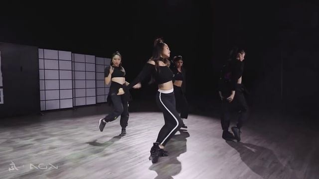 k/da MORE dance practice mirrored