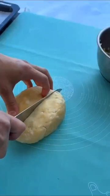 Курники или мини куриные пироги