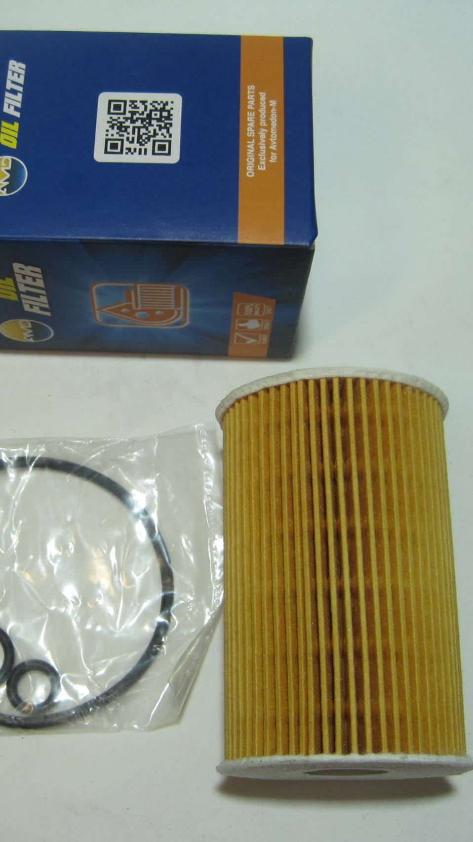 Фильтр масляный 03L115562 катридж масляный AUDI VW SEAT SKODA - AMD - за 200 рублей