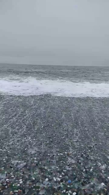 Владивосток.стеклянный пляж