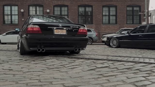 Mark's BMW e38 750il x David’s BMW e38 740il (2160p)