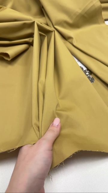 Костюмный хлопок Max Mara. Цвет приглушённый горчичный