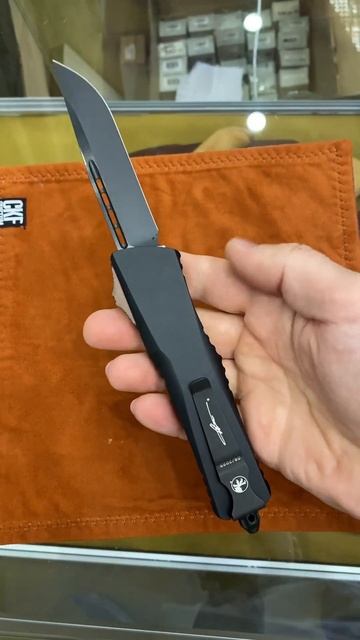 Как вам новый материал Ultem на Combat Troodon? #steelbro #ножи #microtechknives #knife #арсенал