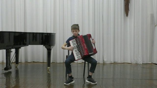 Рогов Даниил - Ф. де Милано "Канцона"
Лат.н.п. "Петушок" обр. А.Доренского