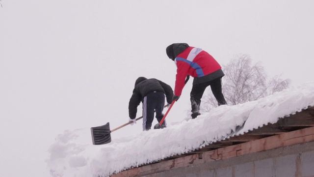 В Соликамске ведёт приём представитель государственного фонда «Защитники Отечества». СоликамскТВ.