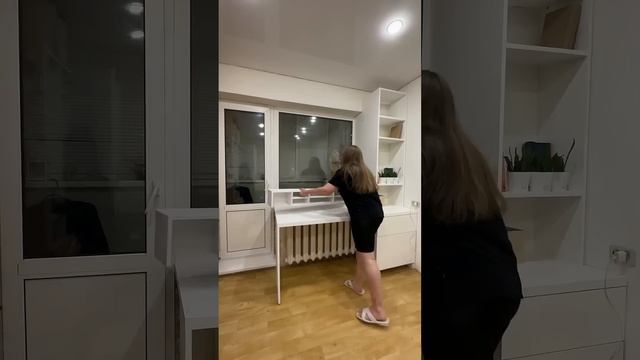 ️ Стол-подоконник для Мишиной комнаты ГОТОВ