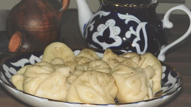 ХИНКАЛИ С СЫРОМ ПО ТБИЛИССКИ. Хинкали и не нужно никакого МЯСА)