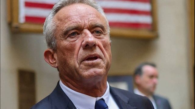 Сенат утвердил Кеннеди-младшего главой Минздрава США