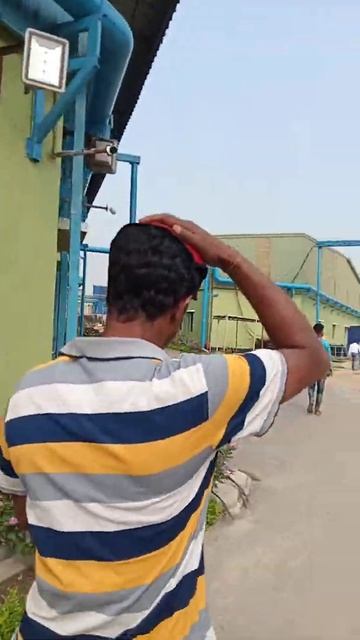 নাকের মাস্ক মাথায়!!!