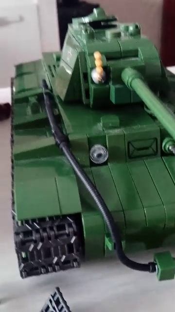 танк