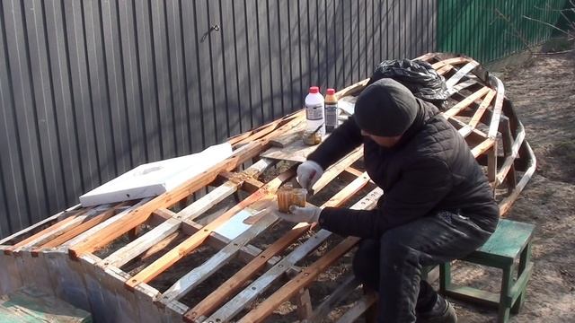 строю лодку
