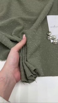 Букле Chanel. Цвет припылено-зелёный