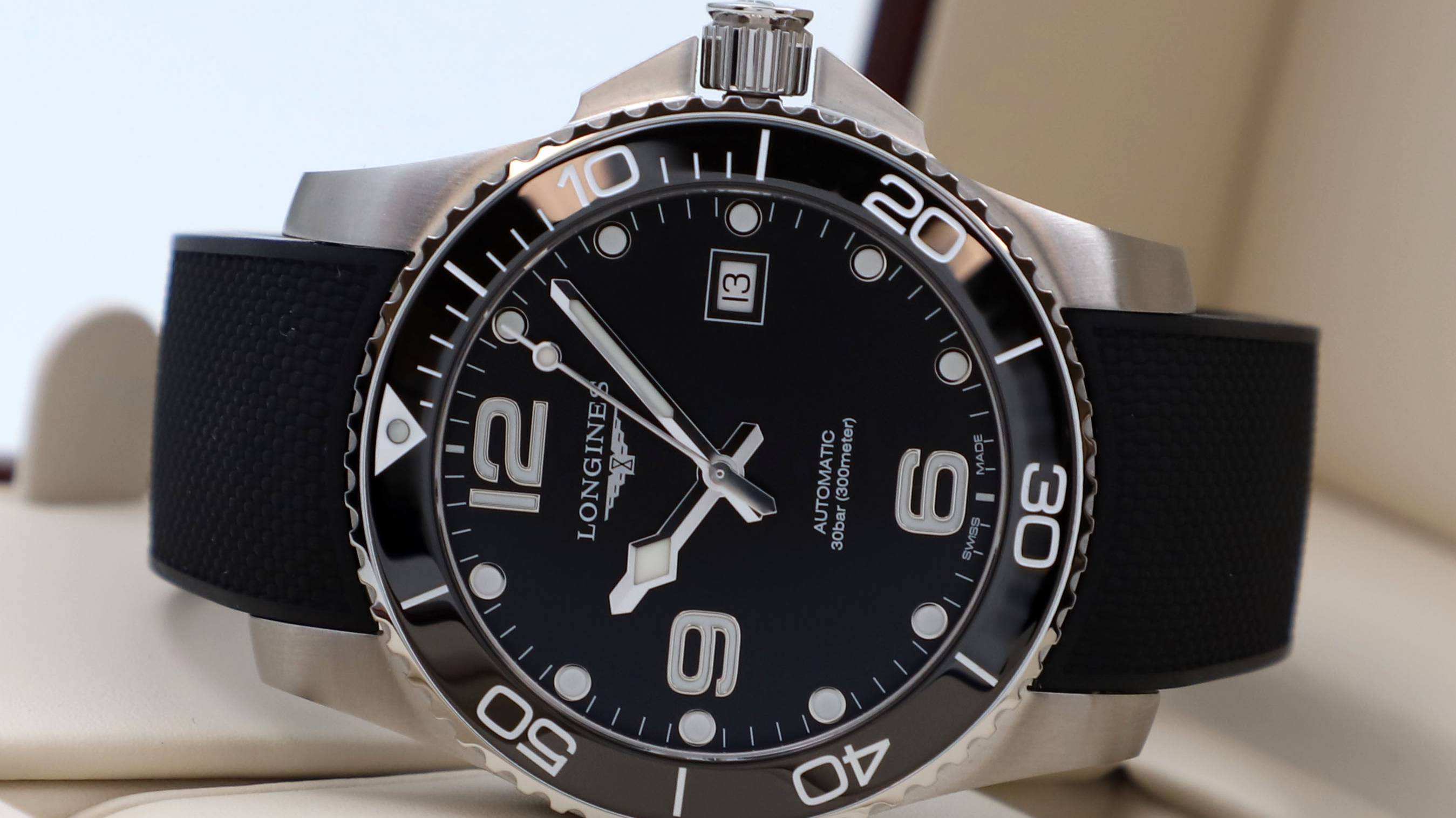 Longines HydroConquest 41 mm L3.781.4.56.9