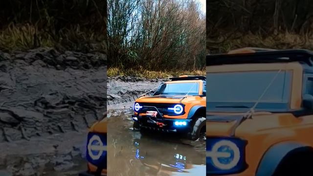Гряземес на радиоуправляемом Ford Bronco VI HB Toys R1001 Hobbywing Fusion SE 1800.